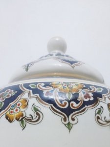 Bonbonnière en céramique